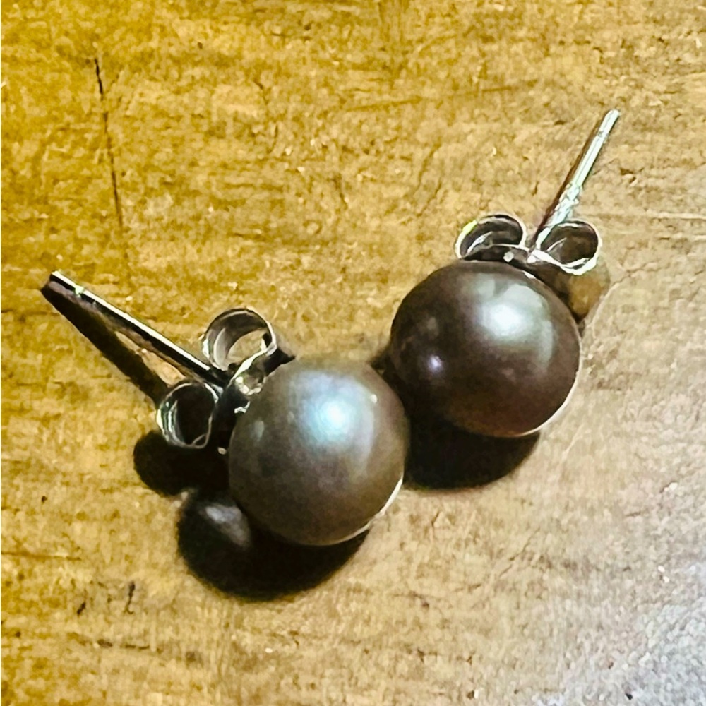 AAA 6mm brown gray pearl studs